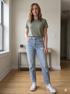 American Eagle Short Curvy Mom Jeans - Stretch